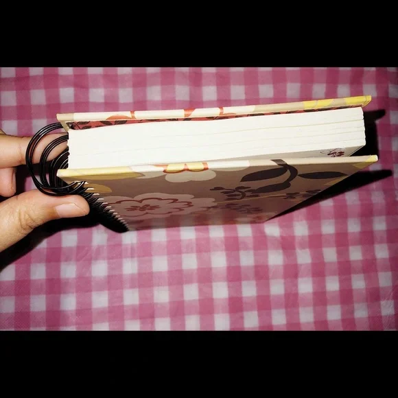 Give Thanks Gratitude Journal - Picture 8 of 12